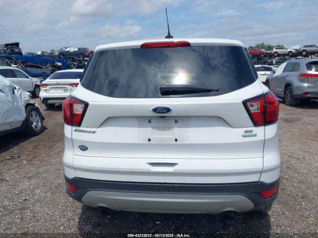 1FMCU0GD1KUA12322 Ford ESCAPE SE