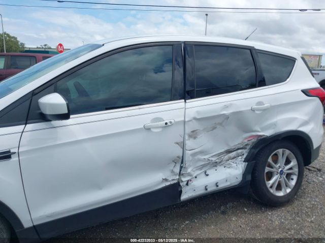 1FMCU0GD1KUA12322 Ford ESCAPE SE