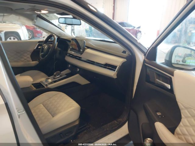 2024 MITSUBISHI OUTLANDER JA4J4WA89RZ003725 Photo 4