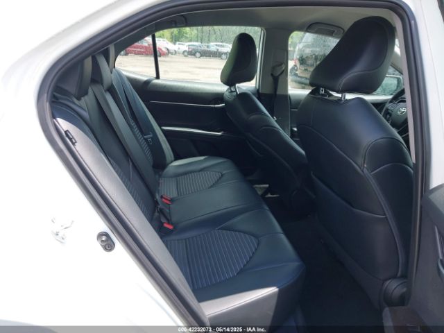 2021 TOYOTA CAMRY 4T1G11AK1MU421558 Photo 7