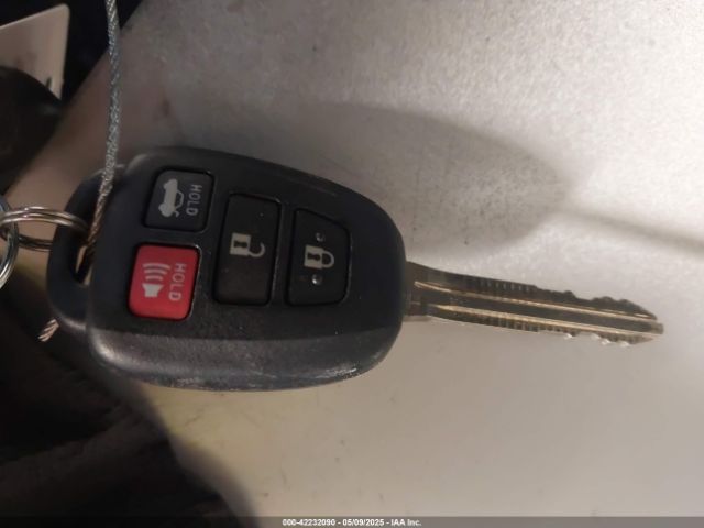 5YFBURHE3GP565621 Toyota Corolla S Plus