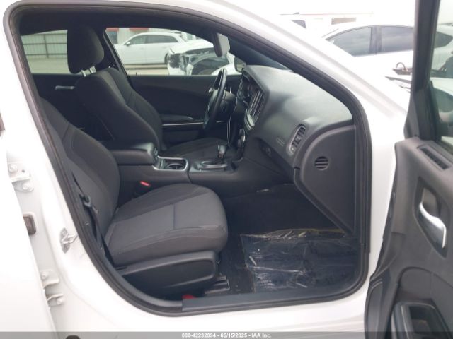 2019 DODGE CHARGER 2C3CDXBG1KH615633 Photo 4