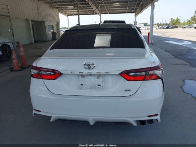 4T1G11AK1MU586414 Toyota CAMRY SE