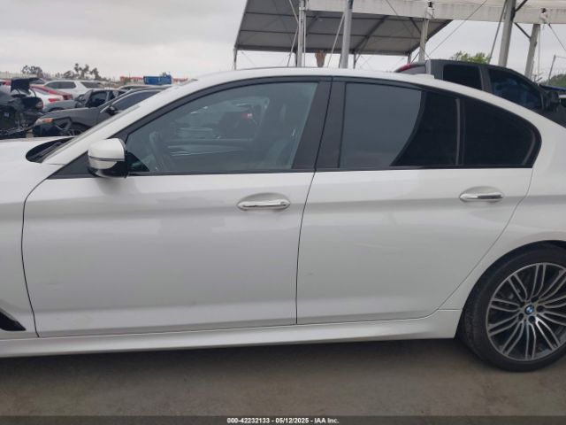 WBAJE5C39HG478295 BMW 540I