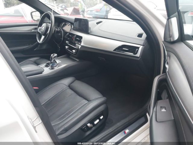 WBAJE5C39HG478295 BMW 540I