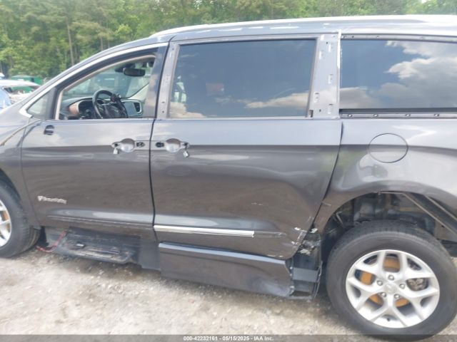2C4RC1EG0KR652409 Chrysler Pacifica Touring L Plus