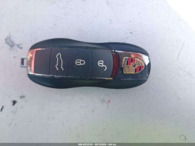 2016 PORSCHE CAYENNE WP1AA2A25GLA09331 Photo 10