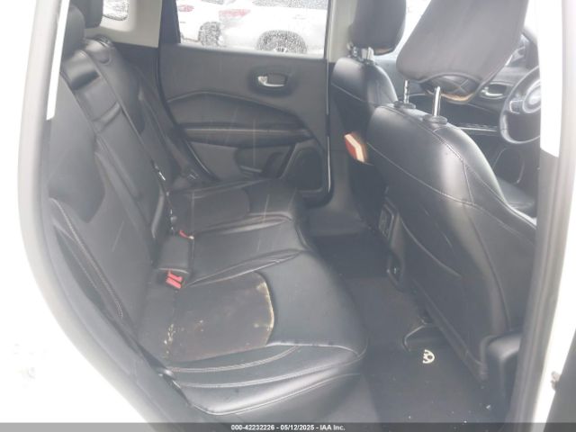 3C4NJCBB9JT495368 Jeep Compass Latitude Fwd