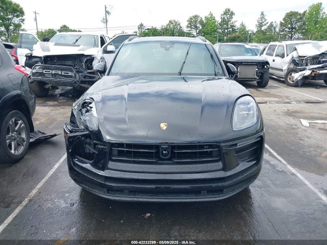 Porsche Macan 2025 WP1AA2A56SLB09991 Image 12