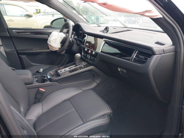 2025 PORSCHE MACAN WP1AA2A56SLB09991 Photo 4