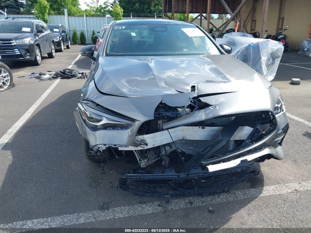 W1K5J4HB4SN517782 Mercedes-Benz m260