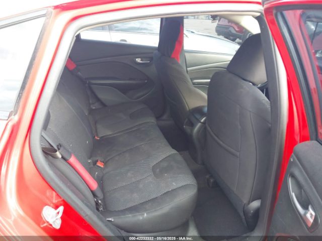 1C3CDFAA3GD684657 Dodge DART SE