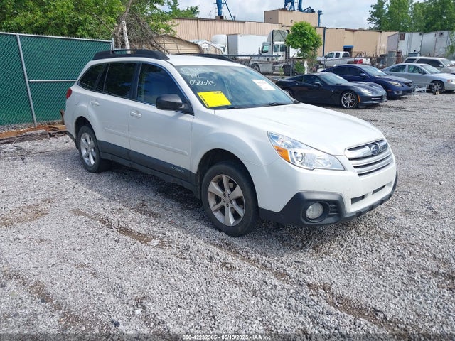 Subaru 2.5na u5 2014 4S4BRBAC8E3213704 zdjęcie główne