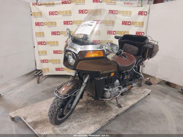 1982 HONDA GL1100 1HFSC0227CA236650 Photo 1