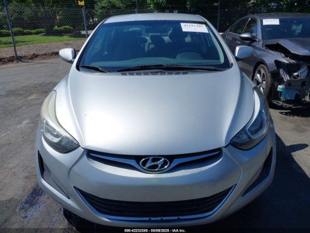 5NPDH4AEXGH696729 Hyundai ELANTRA SE