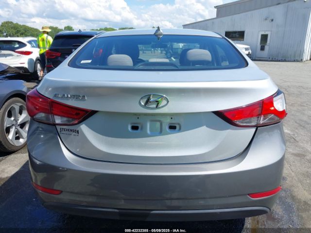 5NPDH4AEXGH696729 Hyundai ELANTRA SE