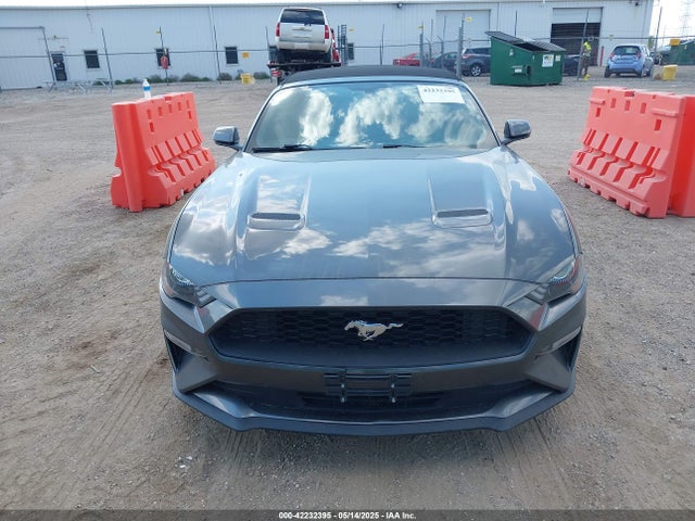 1FATP8UHXJ5117800 Ford Mustang Ecoboost Premium