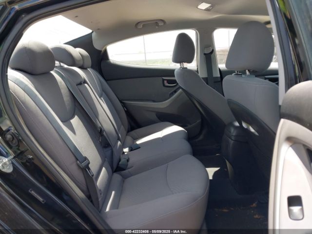 5NPDH4AE4GH684687 Hyundai ELANTRA SE