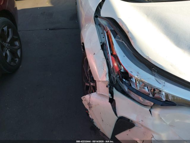 JTNKHMBX4M1126585 Toyota C-HR XLE