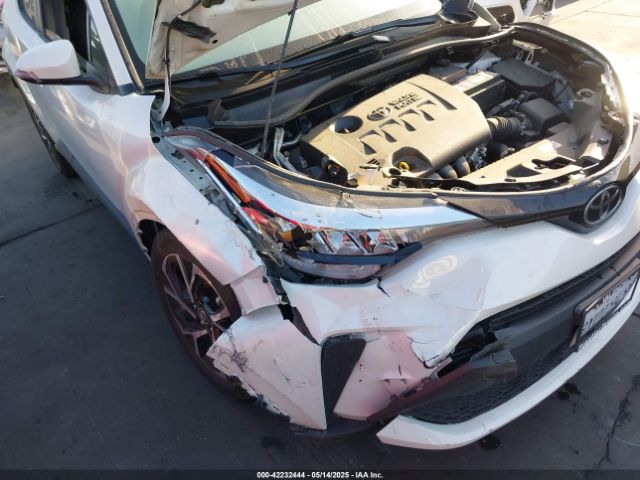 JTNKHMBX4M1126585 Toyota C-HR XLE