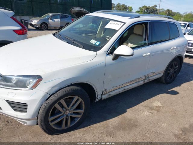 2015 VOLKSWAGEN TOUAREG WVGEF9BP2FD001506 Photo 5