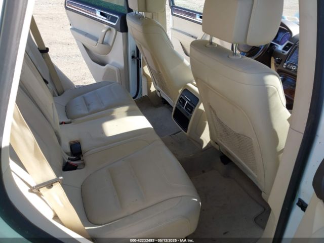 2015 VOLKSWAGEN TOUAREG WVGEF9BP2FD001506 Photo 7
