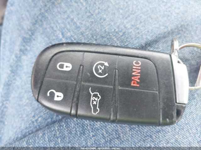 1C4RJFJG2FC912543 Jeep Grand Cherokee Summit