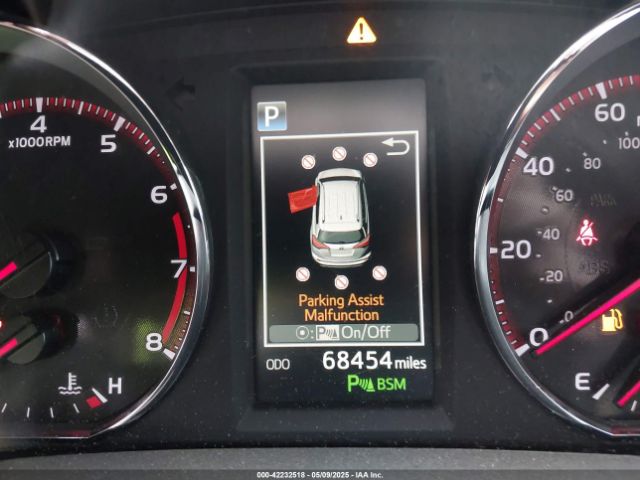 2T3JFREV3HW695013 Toyota RAV4 SE