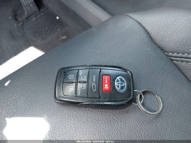 5TDXRKEC8PS154367 Toyota Sienna Xse