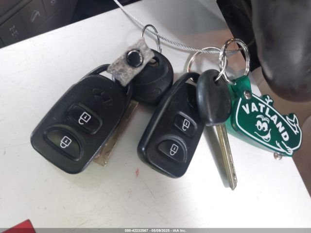 KM8JUCAG8EU923845 Hyundai TUCSON SE