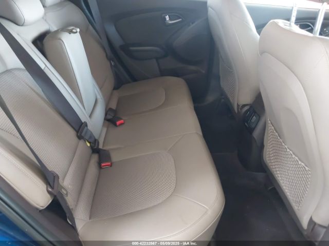 KM8JUCAG8EU923845 Hyundai TUCSON SE