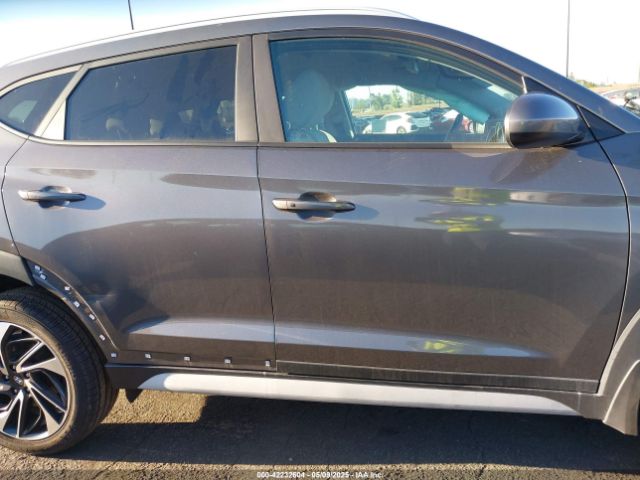 KM8J33AL4LU084564 Hyundai Tucson Sport