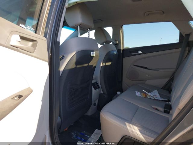 KM8J33AL4LU084564 Hyundai Tucson Sport