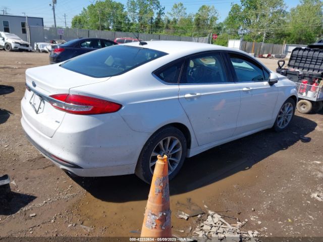 3FA6P0H7XHR415299 Ford FUSION SE