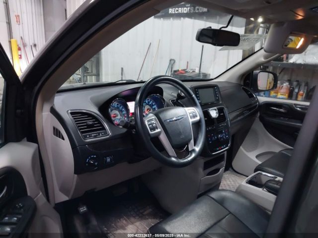 2C4RC1BG1GR214185 Chrysler Town & Country Touring