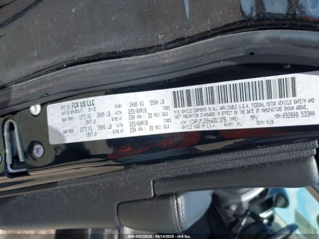 1C4PJMJS9HW551376 Jeep Cherokee Overland 4x4