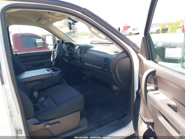 1GC1KXCG8EF144903 Chevrolet Silverado 2500hd Lt