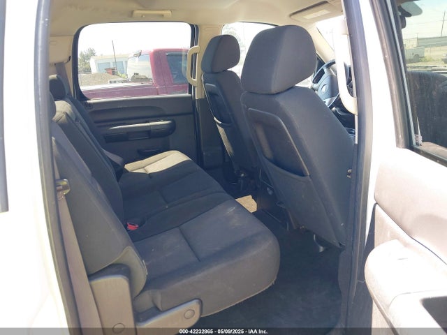 1GC1KXCG8EF144903 Chevrolet Silverado 2500hd Lt