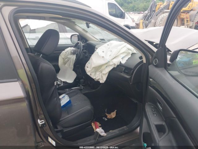 2016 MITSUBISHI OUTLANDER JA4AZ3A34GZ017940 Photo 4