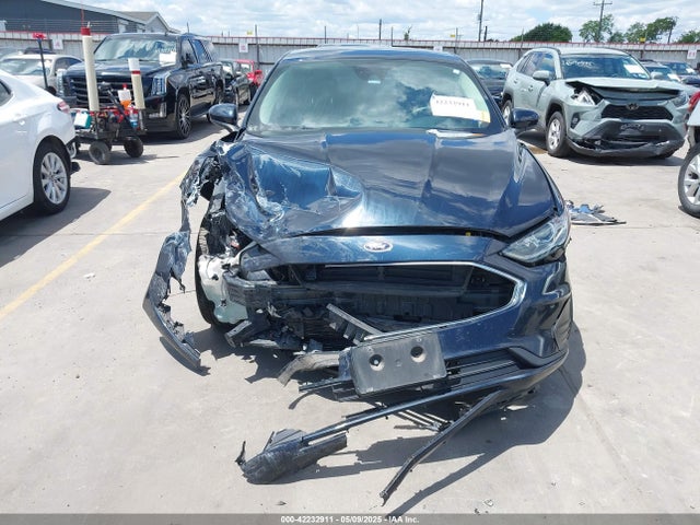 3FA6P0HD7LR135533 Ford 2020