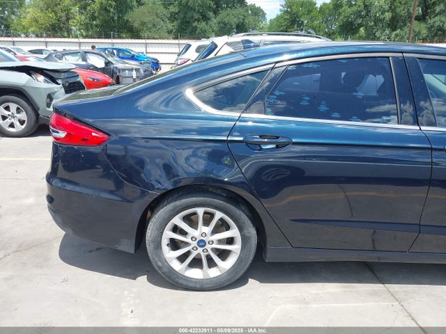 3FA6P0HD7LR135533 Ford 2020