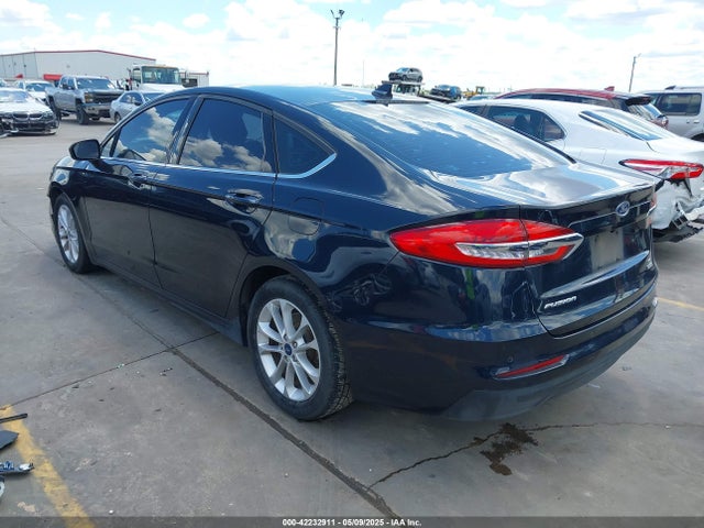 3FA6P0HD7LR135533 Ford 2020
