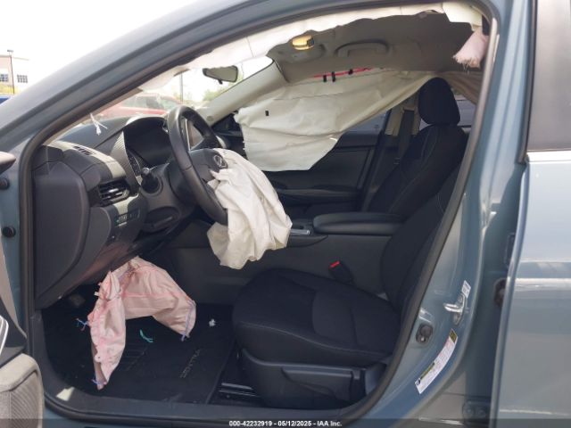 3N1AB8CV8RY300525 Nissan Sentra