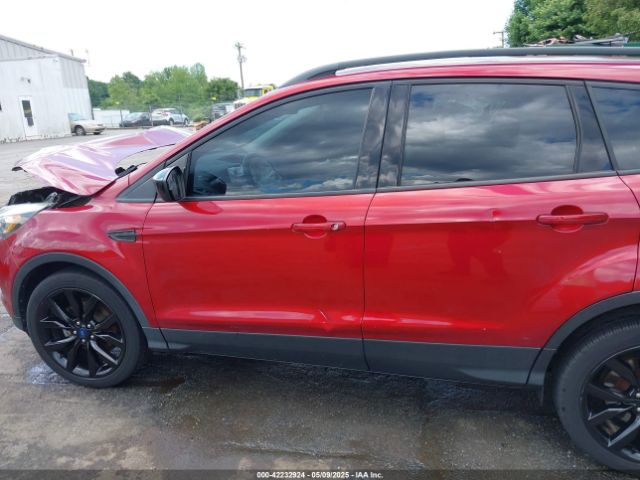 1FMCU0GD8JUB03554 Ford ESCAPE SE