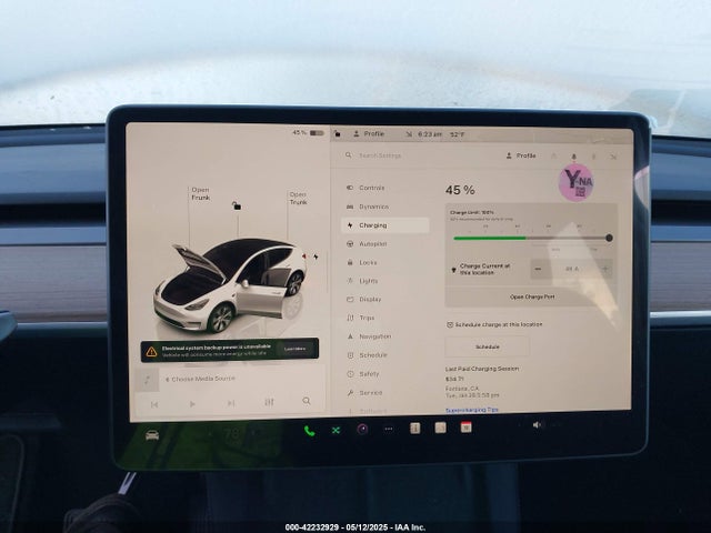 Tesla Model Y Long Range Dual Motor All-wheel Drive 2024 7SAYGDEE8RF081633 Image 17