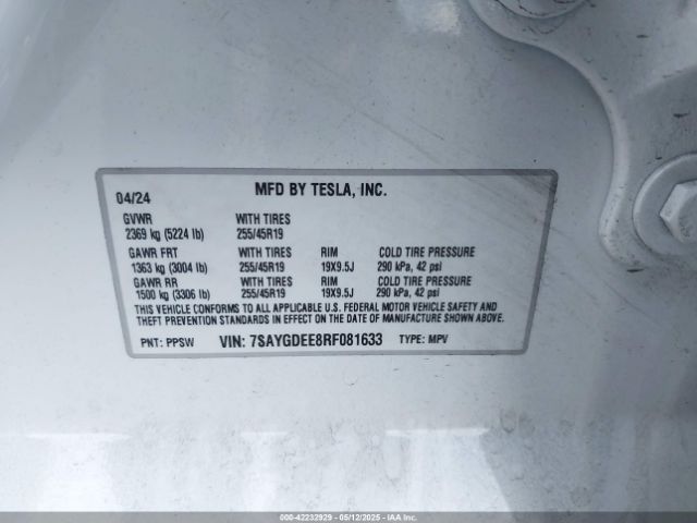 2024 TESLA MODEL Y 7SAYGDEE8RF081633 Photo 8