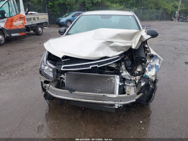 1G1PA5SG1E7263236 Chevrolet lwe