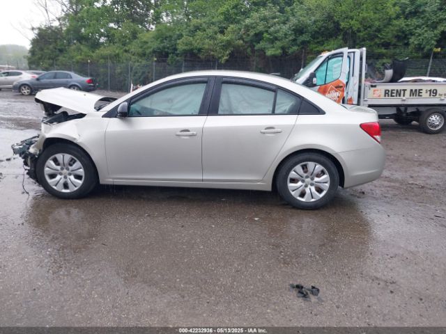 1G1PA5SG1E7263236 Chevrolet lwe