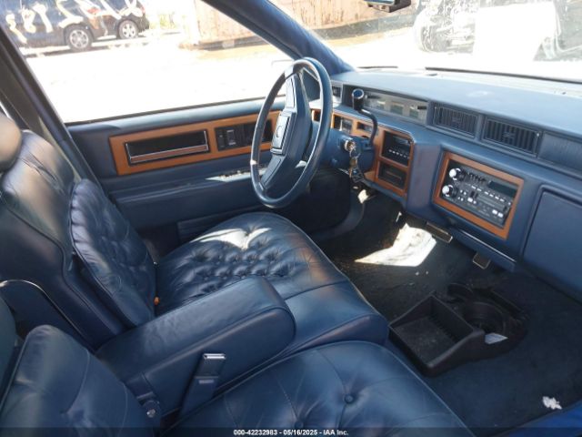 1988 CADILLAC FLEETWOOD 1G6CB5152J4228237 Photo 4