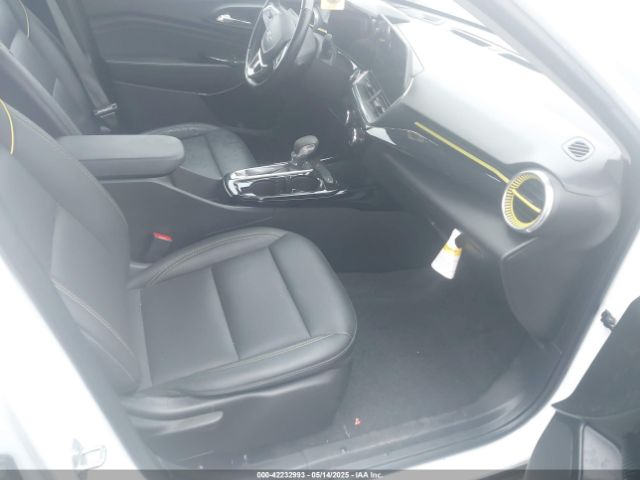 KL77LKE23RC079796 Chevrolet Trax Fwd Activ